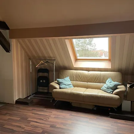 Haus Mit Garten In Neukoelln Holiday home *