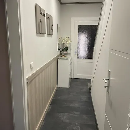 Holiday home Haus Mit Garten In Neukoelln Berlin